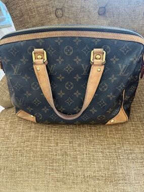 Louis Vuitton Monogram Canvas Top Handle Tote - Brown & Tan
